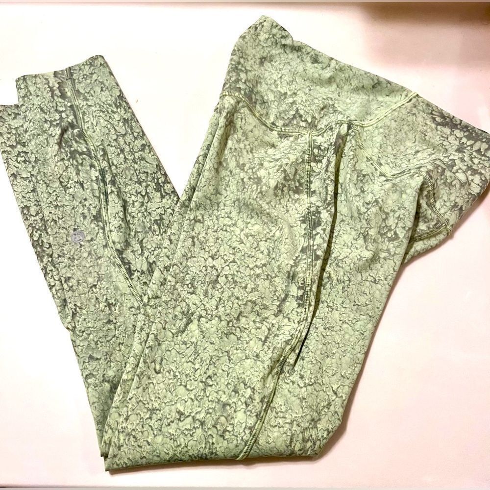 Lululemon Athletica Green Patterned Leggings